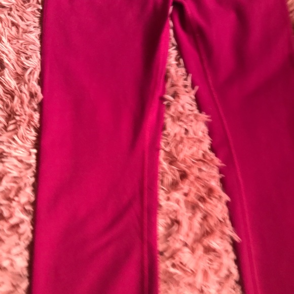 Lululemon Capri tights - Picture 2 of 6